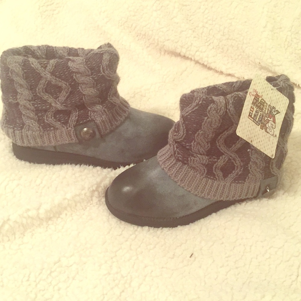NWT Muk Luk Patti boots